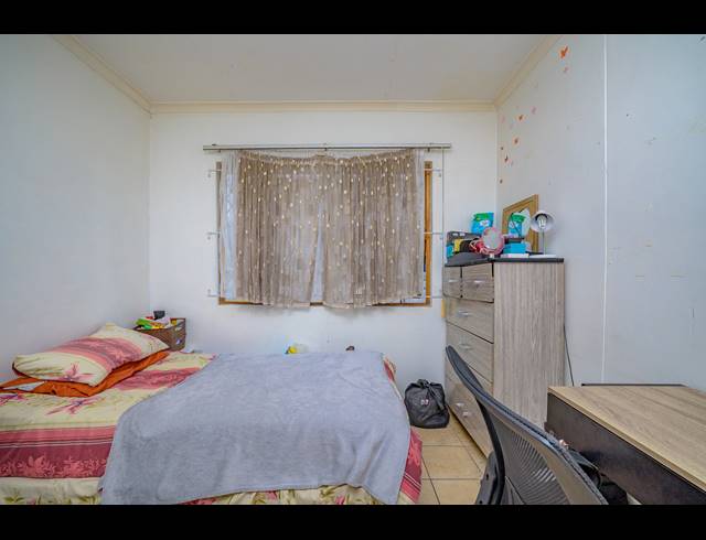 3 BEDROOM APARTMENT FOR SALE IN ESCOMBE